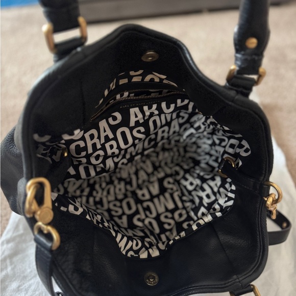Marc by Marc Jacobs Black Leather Handbag - Picture 6 of 7